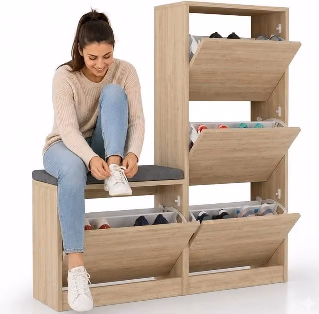 Scarpiera Shally Dogan con seduta integrata e ante a battente in finitura rovere marrone L: 105 cm, H: 118,5 cm, P: 26 cm