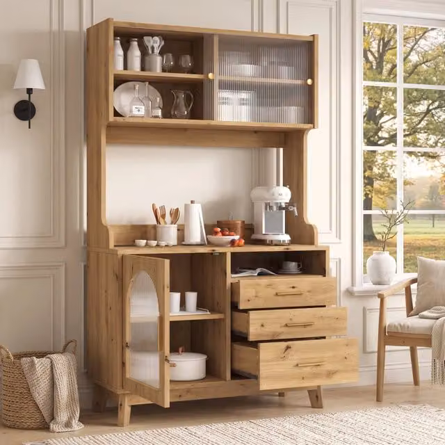 Credenza alta OKWISH per cucina e sala da pranzo, colore marrone, con frontale in acrilico a onde e prese USB, L/P/H: 100,5 x 40 x 178 cm