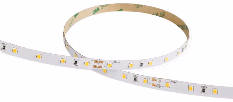 Striscia LED On Basic 4.8, 10 mm, 24W, luce bianca fredda 6000K, indice di resa cromatica (CRI) 80, grado di protezione IP65, 2137 lumen. Illuminazione LED resistente per uso esterno