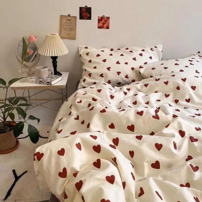 Set di lenzuola matrimoniali, motivo cuori, colore giallo, dimensioni 200x200 cm