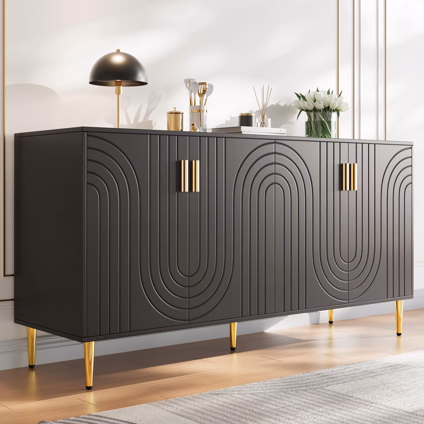 STILVORA Credenza con design a onda unico e maniglie e piedini dorati, mobile laterale con 4 ripiani, grande capacità, MDF, nero