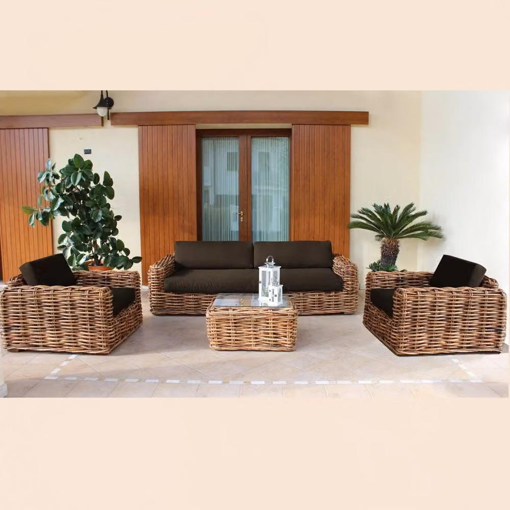 Set Salotto da Giardino GIORDANOSHOP in Polyrattan Marrone con Divano a 2 Posti, 2 Poltrone e Tavolino e Cuscini – 2