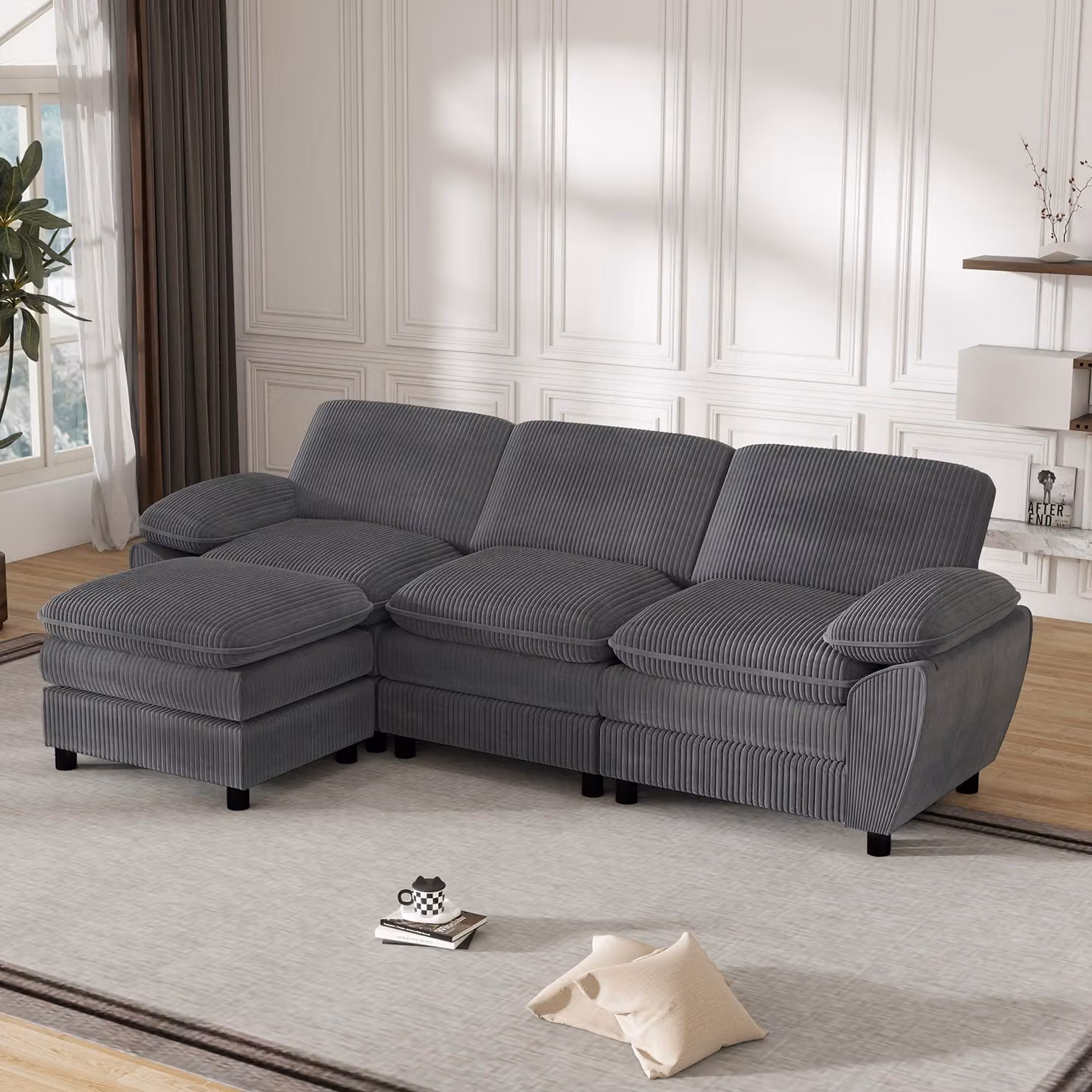 Divano grigio a tre posti con poggiapiedi, funzione letto, rivestimento in tessuto confortevole e struttura in legno