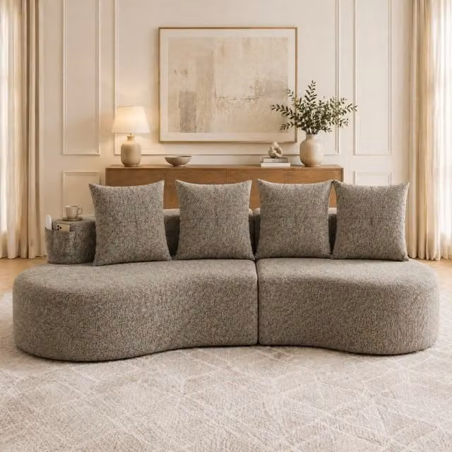 Divano moderno Mivray in tessuto beige o grigio con cuscini decorativi e portabicchieri integrati