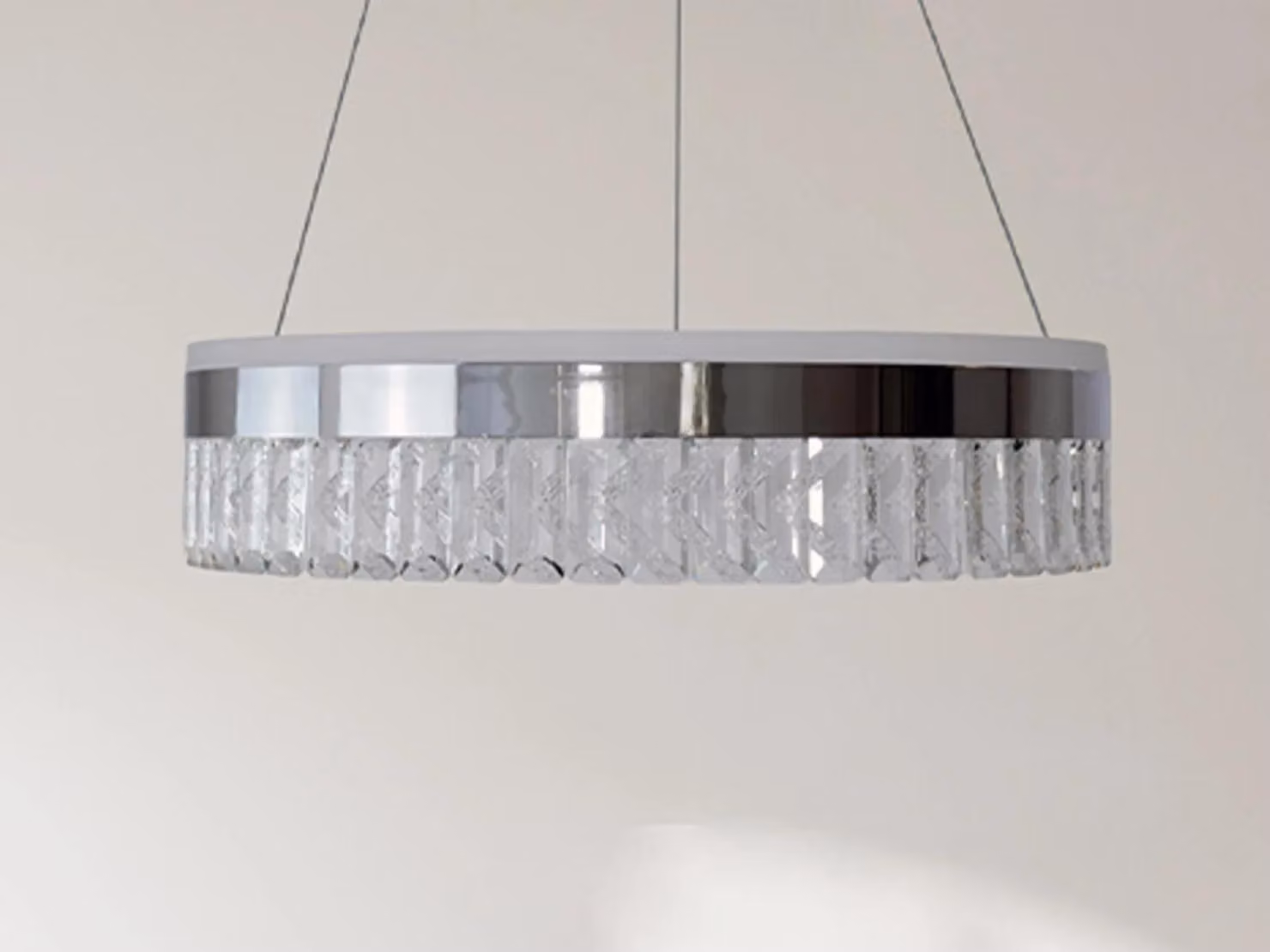 Lampadario a sospensione in cristallo con luci LED, telecomando e potenza di 90W - Modello TA2300/CH