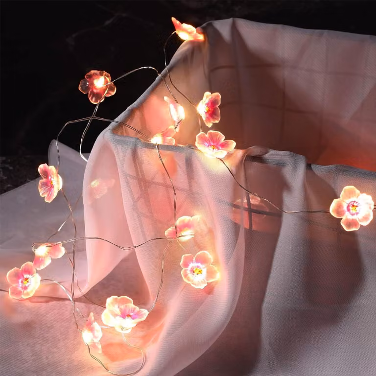 Catena luminosa a LED con motivi di fiori di ciliegio, 2 metri, 20 LED, rosa, alimentata a batteria