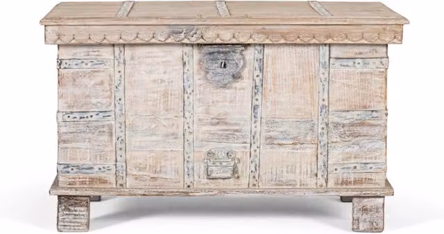 Baule in legno con apertura superiore e finitura bianca decapata