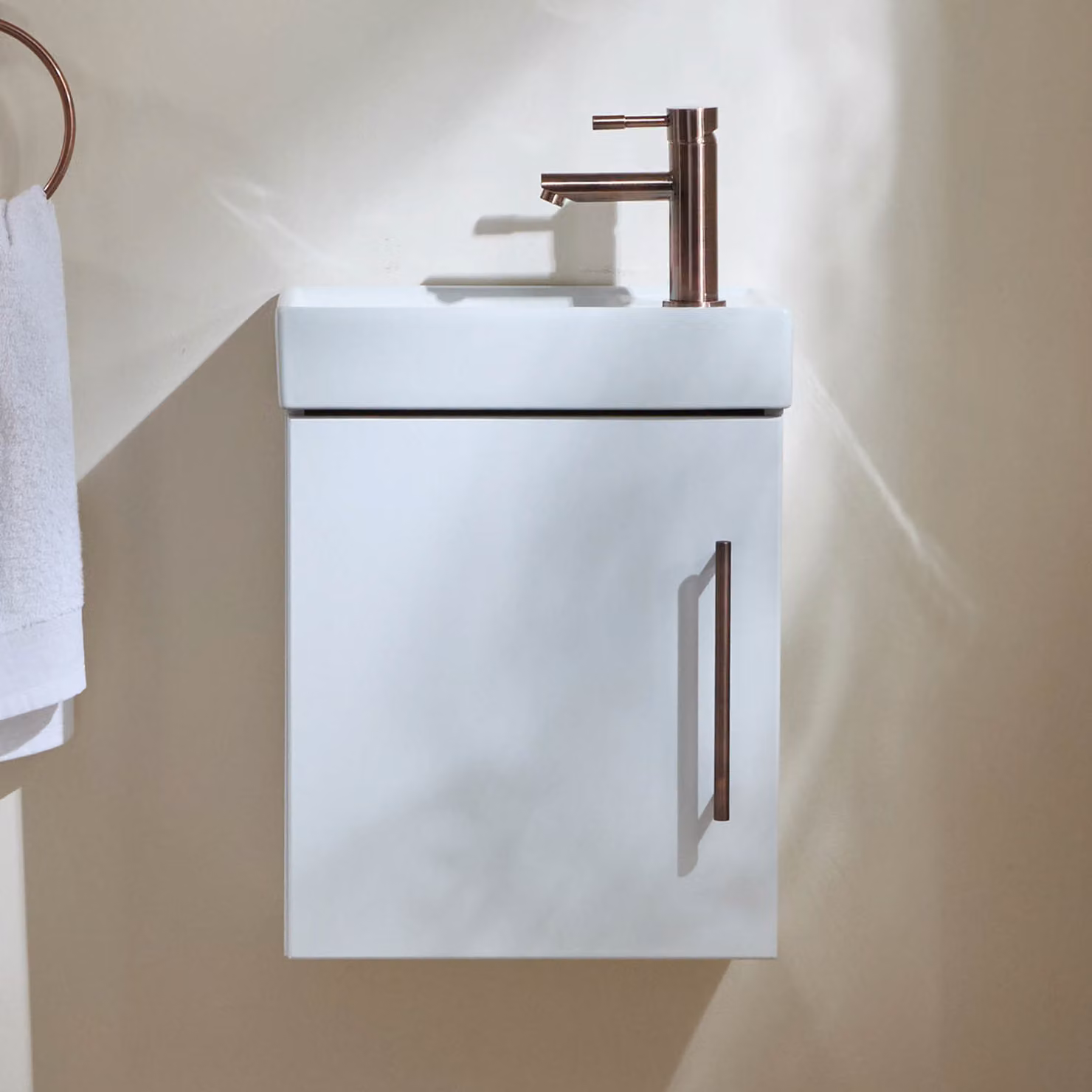 Mobile Bagno Bianco Sospeso da 400mm con Lavabo e Maniglia con Barra a T in Bronzo Spazzolato - Cluo