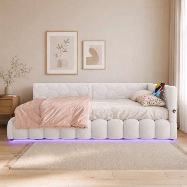 Divano letto Daybett 90x200 cm con rete a doghe, senza materasso, LED, alzata idraulica, USB e Tipo-C, rivestimento in similpelle bianca