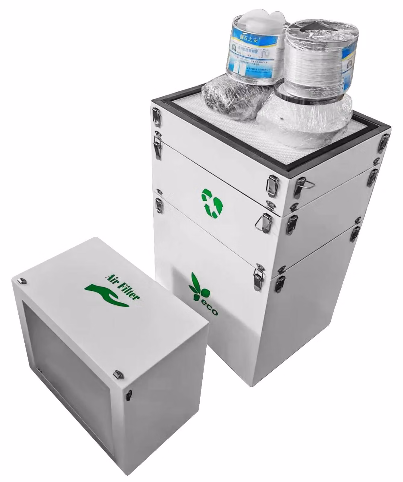 Aspiratore di fumi, dotato di filtri HEPA e a carbone attivo, con una portata d'aria massima di 300 m³/h, un livello di rumorosità di 60 dB e dimensioni di 400 mm x 300 mm x 500 mm. La struttura è realizzata in lega di rame