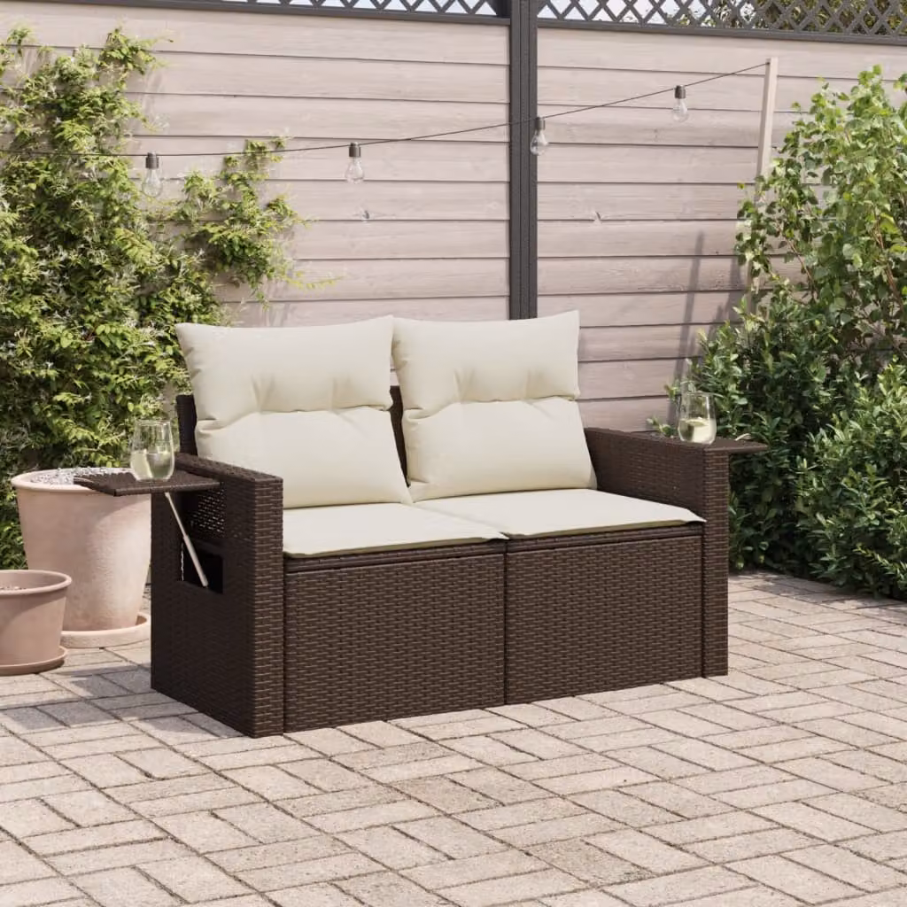 vidaXL Divano da Giardino a 2 Posti in Polyrattan Marrone e Bianco con Cuscini Imbottiti e Coperture Rimovibili