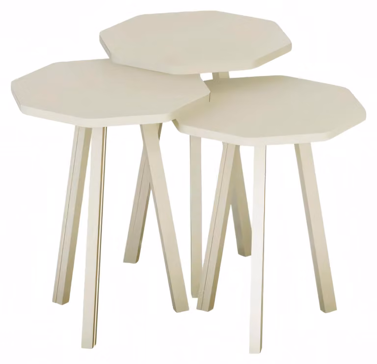 Elegantes weißes Couchtisch-Set aus Holz im modernen Design