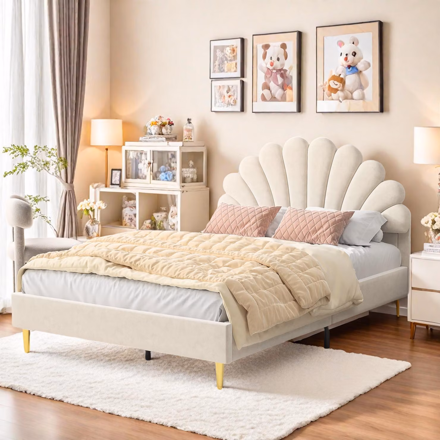 Letto imbottito Fortuna-Lai letto matrimoniale 140x200cm - con testata a fiori, rete a doghe, velluto, stile scandinavo - Beige