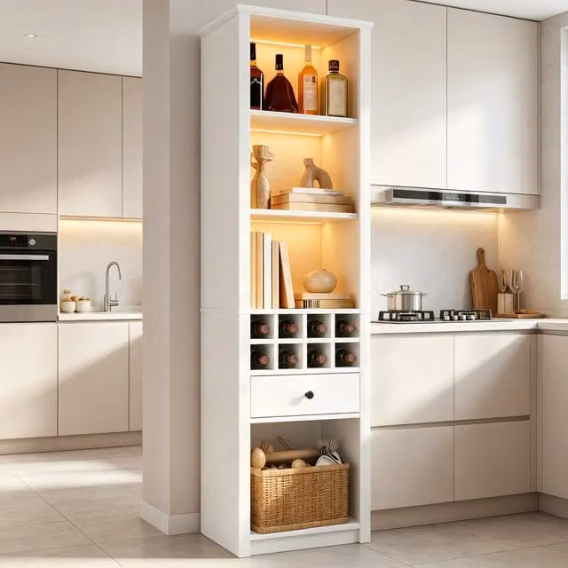Vetrina Mivray per soggiorno in MDF bianco opaco con illuminazione integrata e portabottiglie, L: 55 cm, P: 40 cm, H: 200 cm