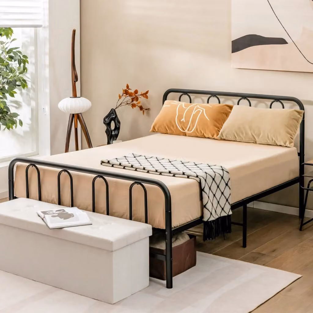 Struttura letto in metallo con testiera e pediera Design In, colore nero opaco, L/P/H: 209 x 144 x 101 cm – 2