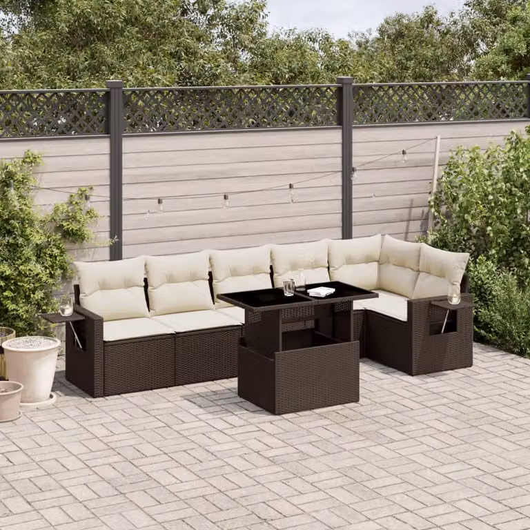 Set di divani da giardino vidaXL in polyrattan marrone con cuscini bianchi e tavolino da esterno 7 pz