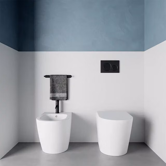 Sanitari filomuro in ceramica rimless bianco opaco: vaso, bidet e copriwc soft-close | Vienna