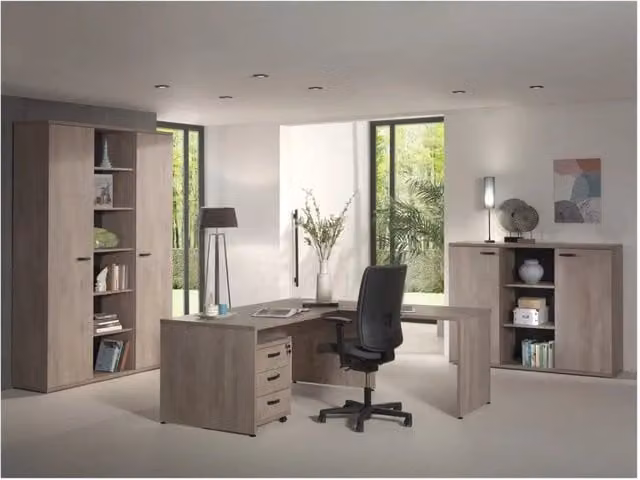 Set di mobili per ufficio professionale Meublorama collezione YUKON in colore rovere, composto da scrivania, mobile ufficio e base contenitore con cassetti.