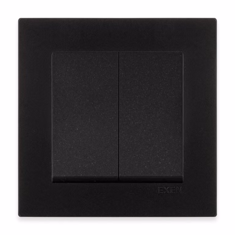 Presa doppia con interruttore, nera + cornice nera metallizzata EXEN