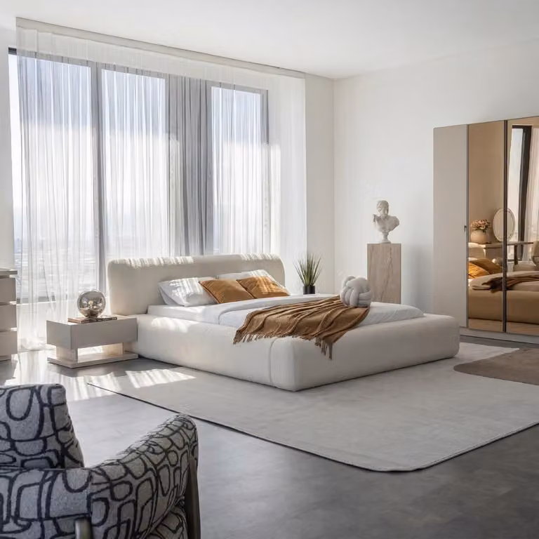Set per camera da letto: letto, 2 comodini, colore beige, stile moderno, confortevole