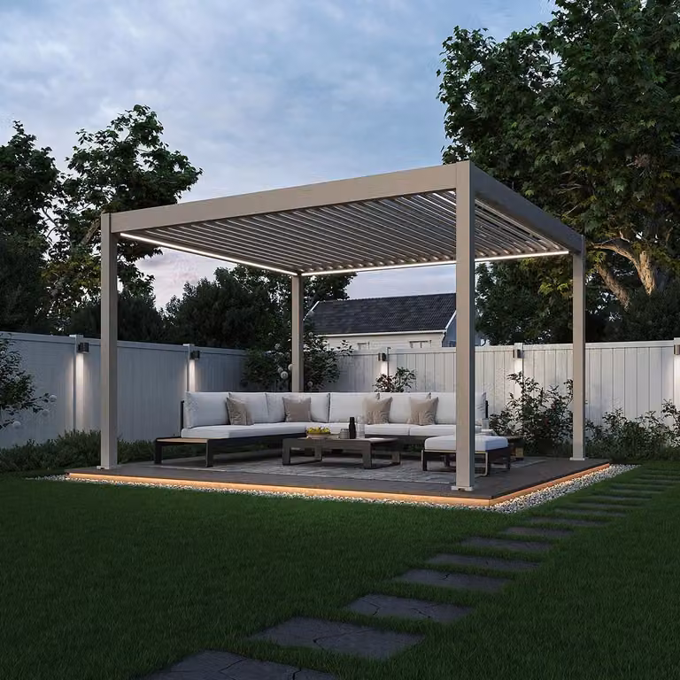Pergola elettrica Weide E-Deluxe interamente in alluminio, 3,6x4 m, con tetto a lamelle color Ivory Sand