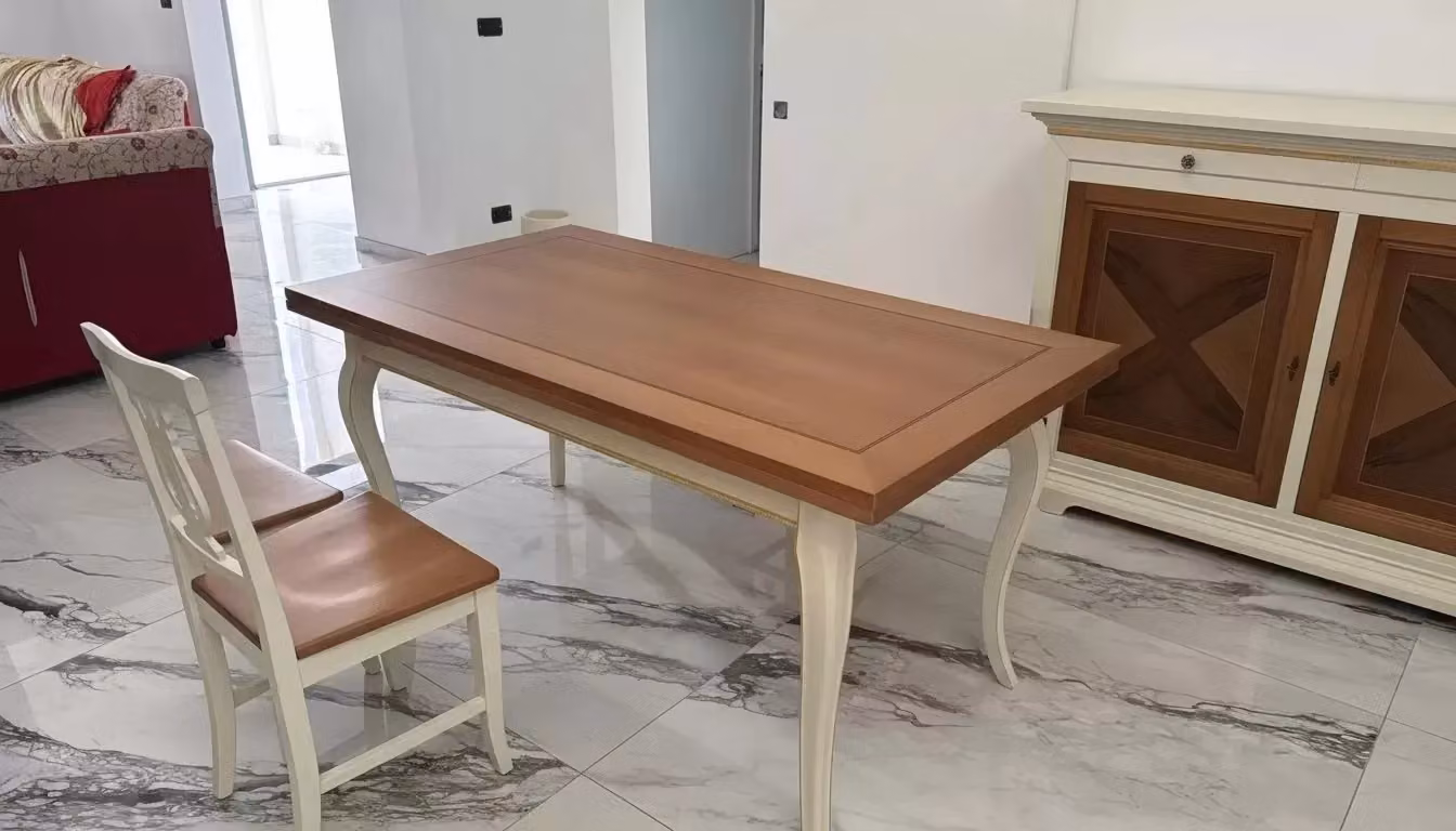 Set di 2 sedie a lira in legno di faggio stile shabby chic bicolore bianco e marrone con seduta in legno Mobili 2G – 2