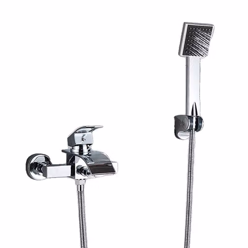 Miscelatore da parete per vasca, finitura galvanica, bocca a cascata, cromo