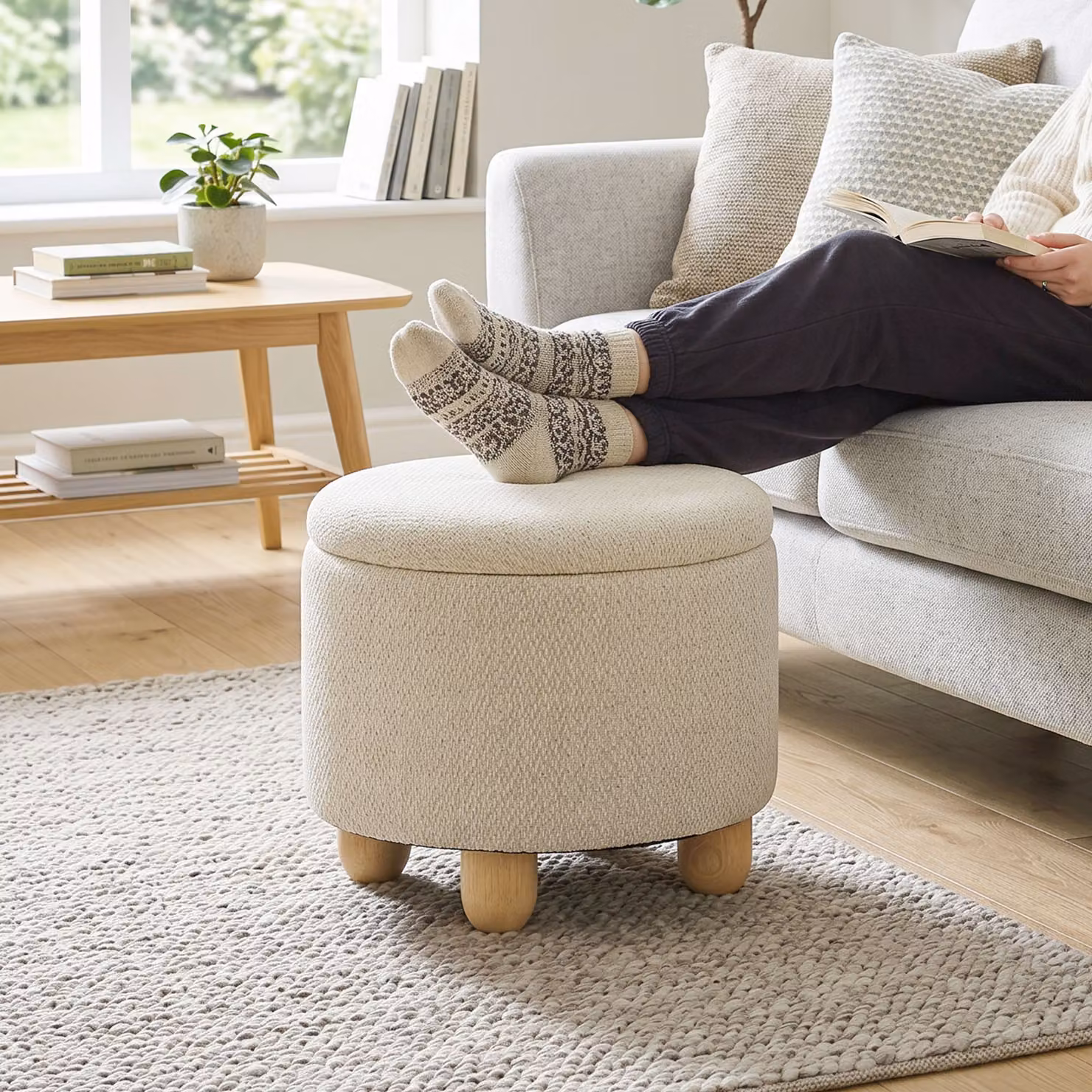 Pouf contenitore rotondo HOMCOM con coperchio in effetto iuta, beige, capacità 19 L – 2