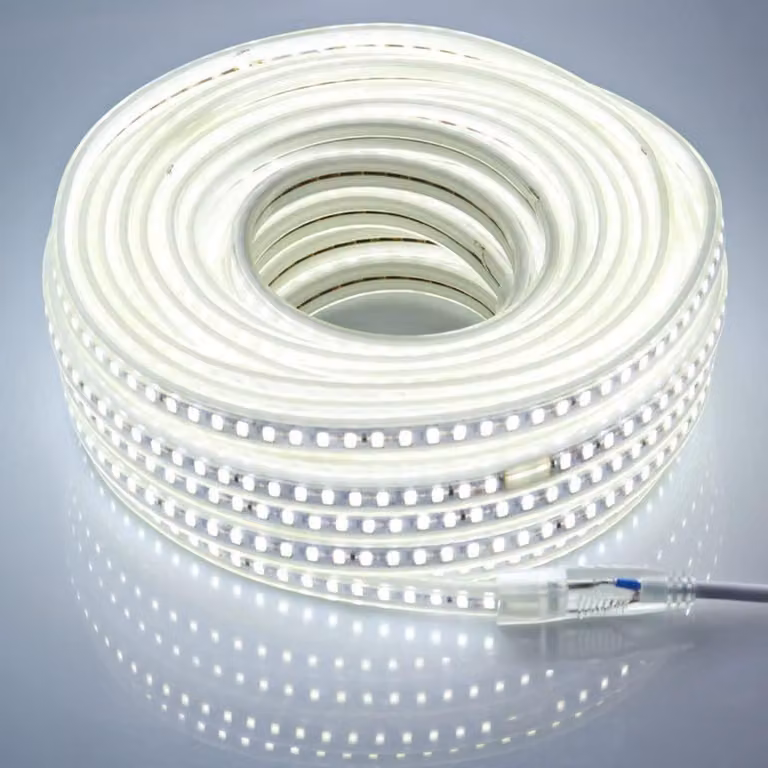 LED pcning 20 m 220V-230V bianco freddo 6000K con alimentatore e spina UE