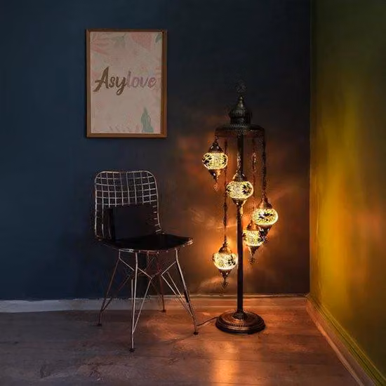 Lampada da terra turca realizzata a mano con 5 sfere di vetro – lampada mosaico orientale in giallo per un'illuminazione suggestiva