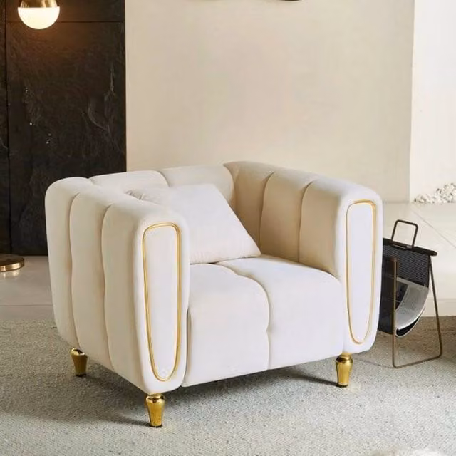 Poltrona Madama DMORA con braccioli in tessuto beige e oro, L 81 cm x P 97 cm x H 71 cm – 1