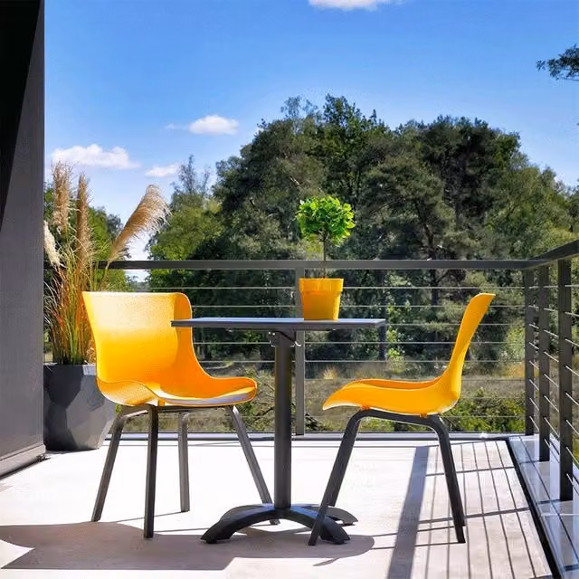 Set di 2 sedie da esterno SOPHIE Element Dining HARTMAN in metallo e plastica, Giallo e Nero