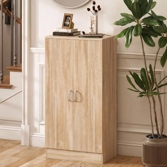 Scarpiera ULEVR 55x35x108 cm con 2 ante, 6 ripiani regolabili e chiusura ammortizzata, effetto legno naturale