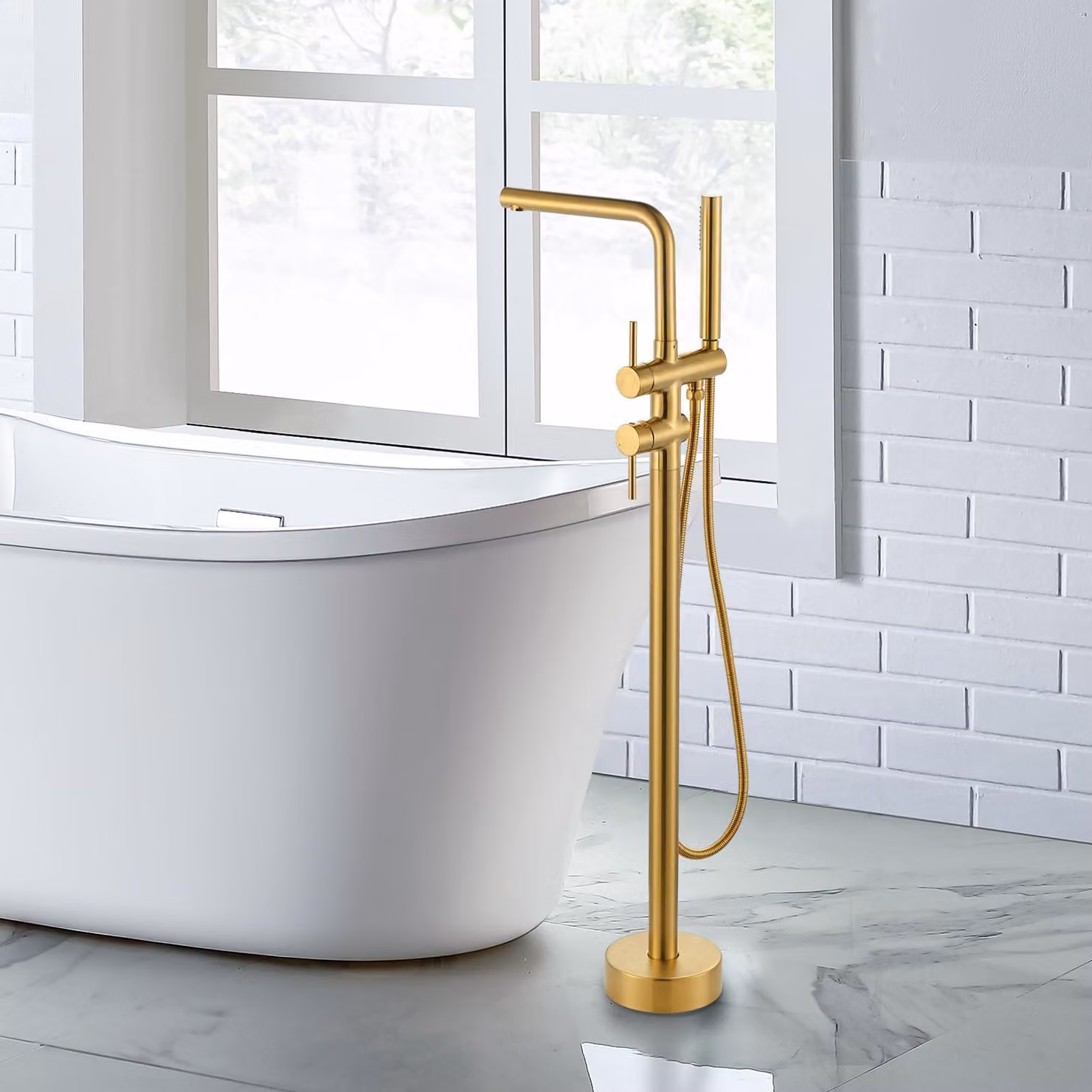 Miscelatore per vasca da bagno freestanding, girevole a 360°, color oro, con doccetta