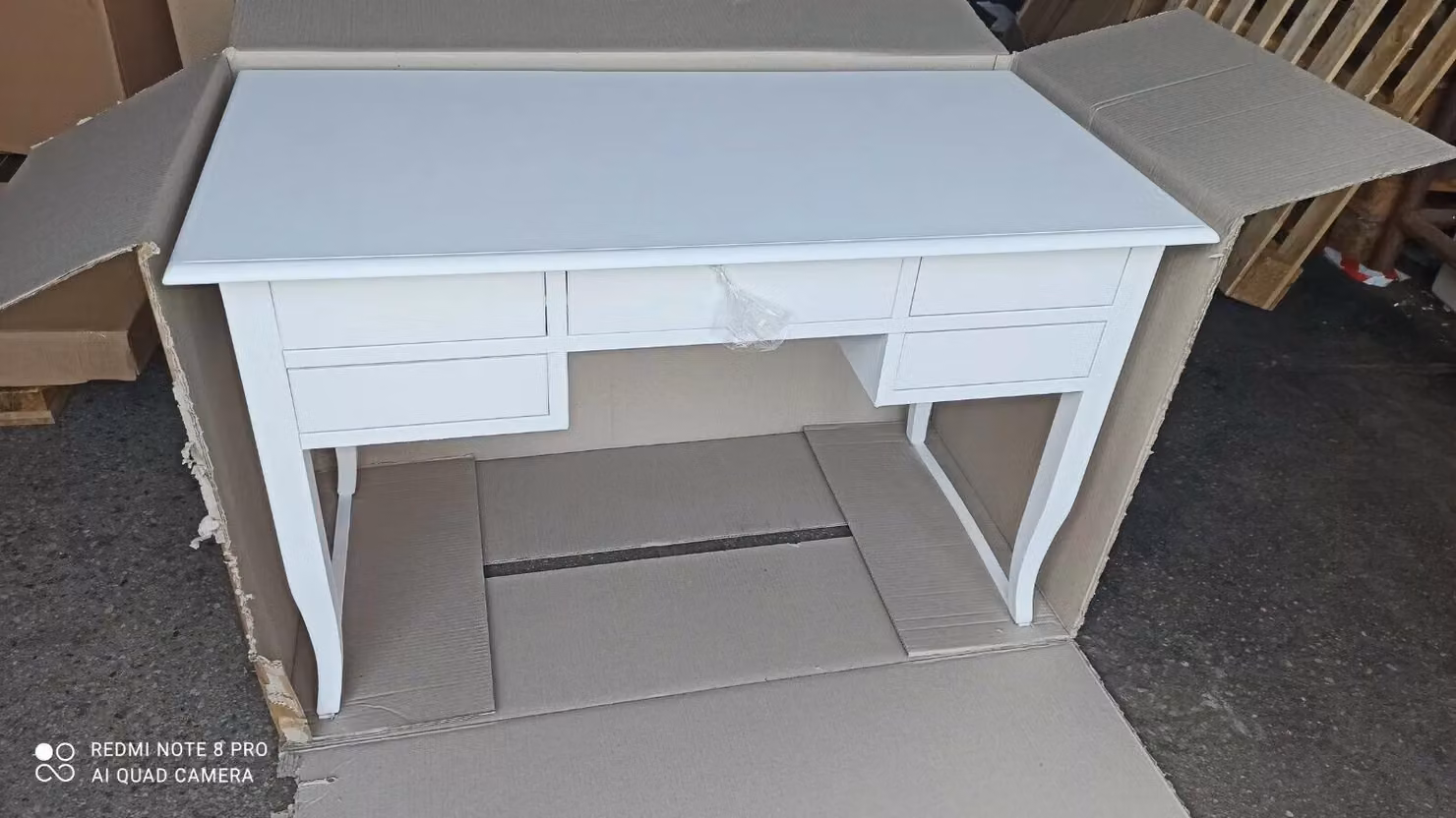Scrivania in stile arte povera con 5 cassetti in legno bianco Mobili 2G L: 130 cm, P: 65 cm, H: 81 cm – 2
