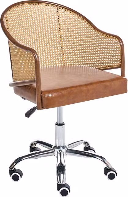 Sedia da ufficio girevole BELIANI in similpelle marrone con schienale in rattan PE, con braccioli e altezza regolabile