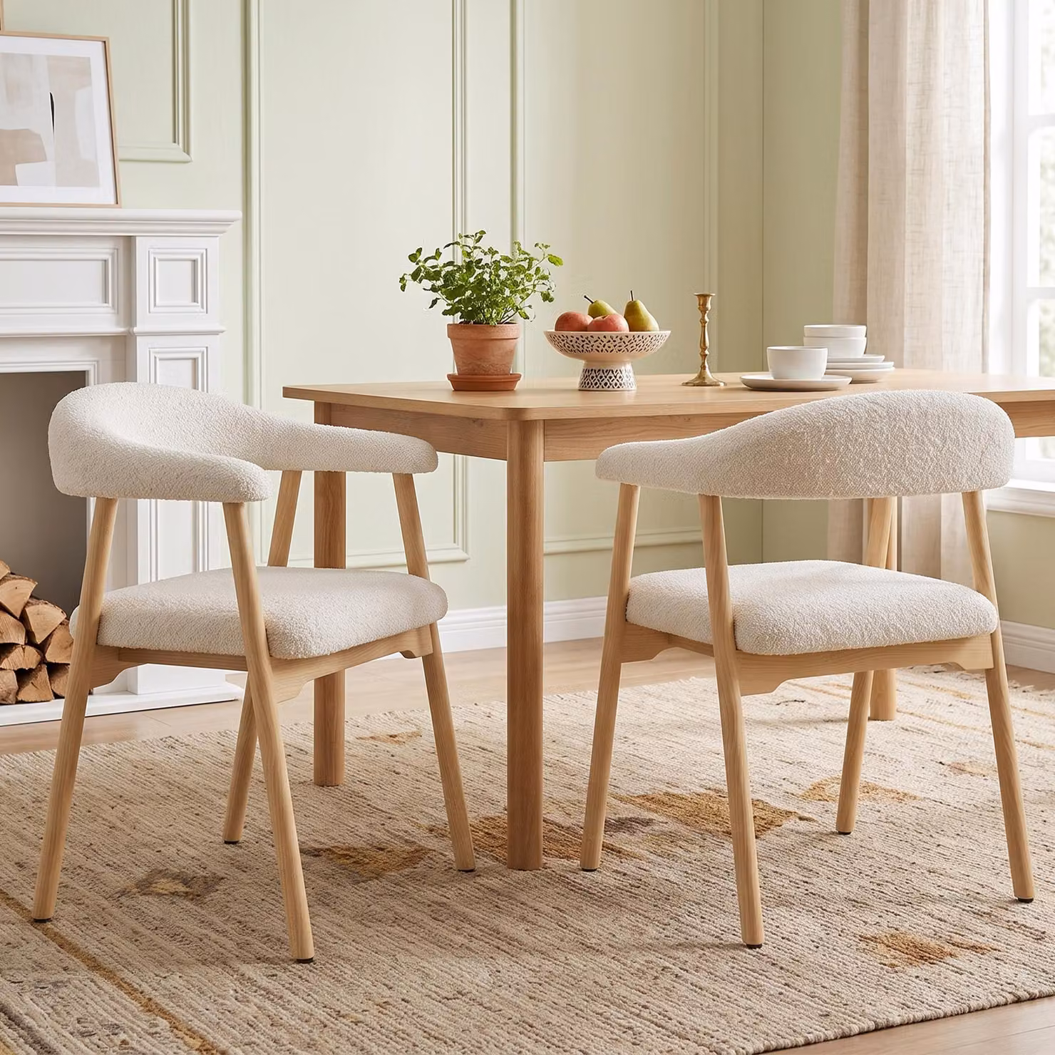 Set di 2 sedie da pranzo Flieks in legno massello, adatte perda pranzo, soggiorni, caffè, con rivestimento in tessuto boucle, imbottite, ideali anche come sedie da cucina, disponibili nel colore legno naturale e beige