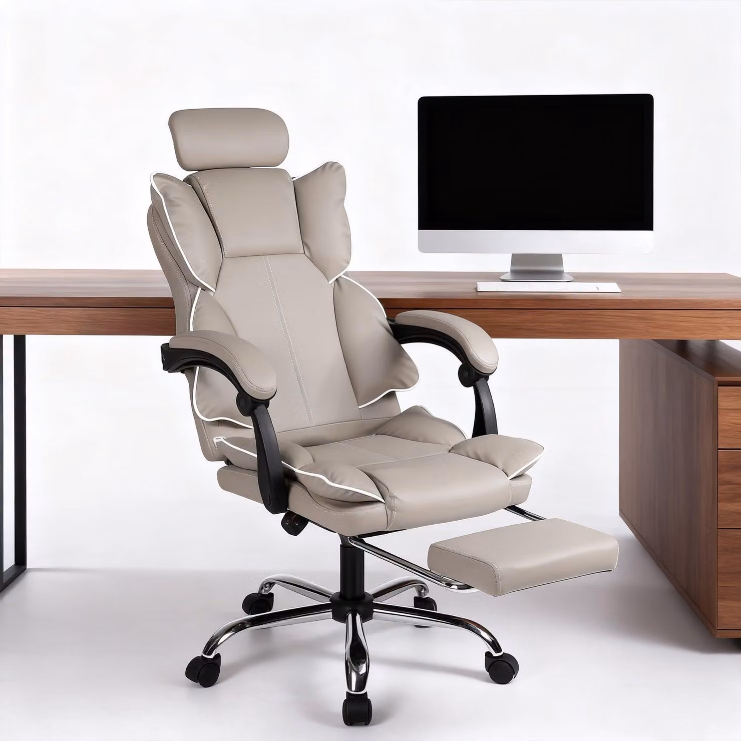 Sedia da gaming ergonomica con poggiapiedi pieghevole, color kaki, rivestita in ecopelle dorata