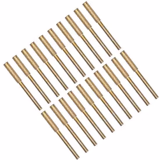 Kit per affilare catene motosega in acciaio inossidabile, composto da 20 pezzi. Superfici di affilatura rotanti. Durevole. Adatto per catene da 404/3/8". Materiale di alta qualità. Lame per motosega