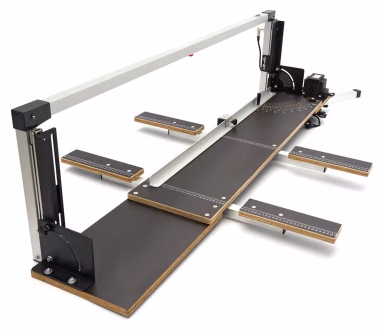 Taglierina per schiuma HBM 200 W con gambe