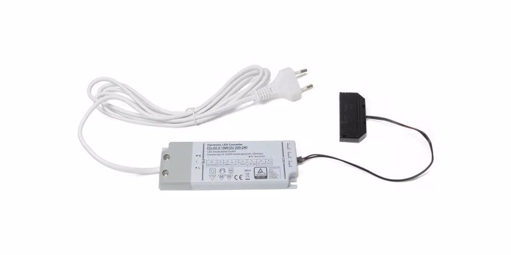 Convertitore LED L&S 230 V 12 V 15 W Distributore a 6 vie - 2000420