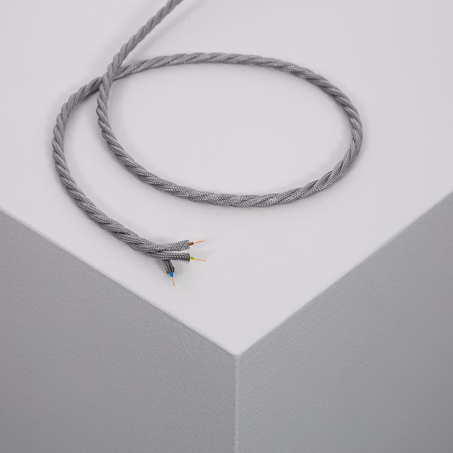 Cavo tessile intrecciato grigio 8 m