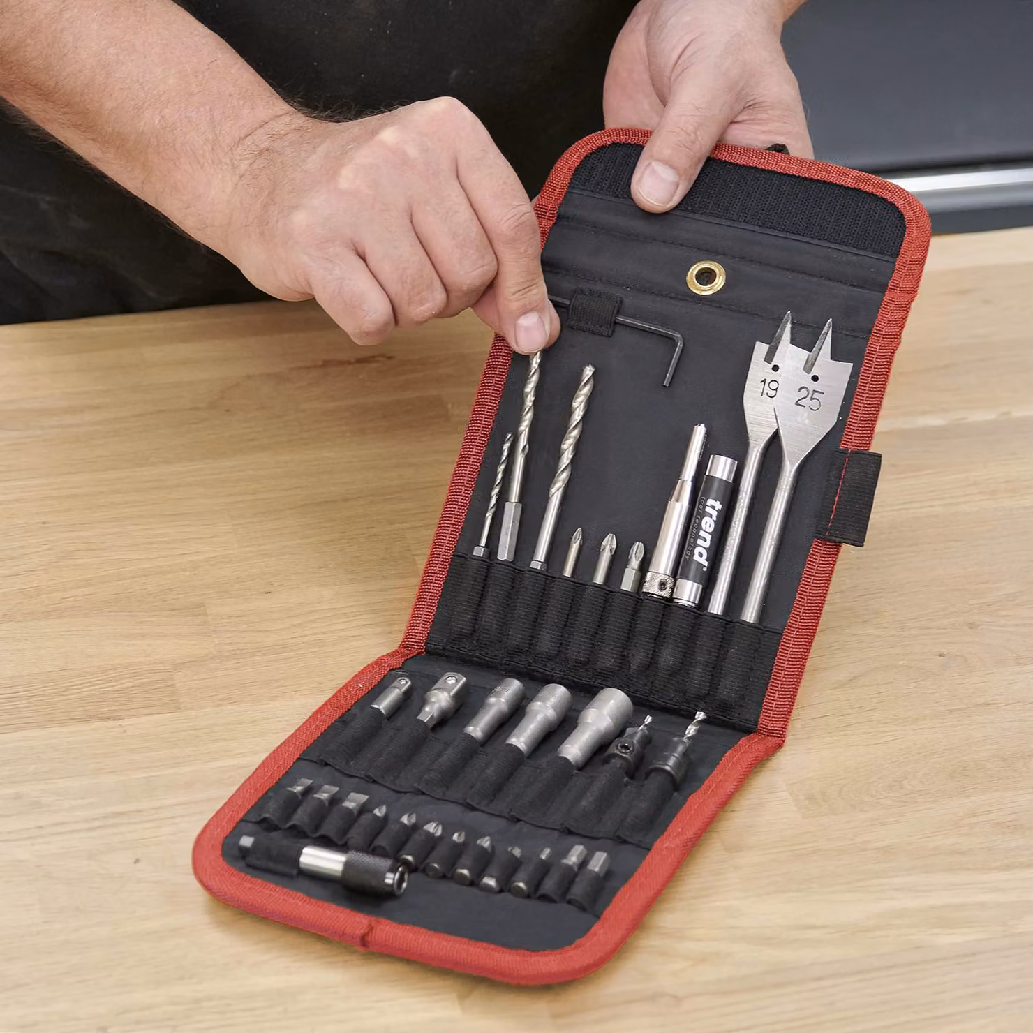 Set di chiavi a cricchetto, composto da 30 pezzi, con inserti per cacciavite, portautensili, adatto a diversi tipi di viti