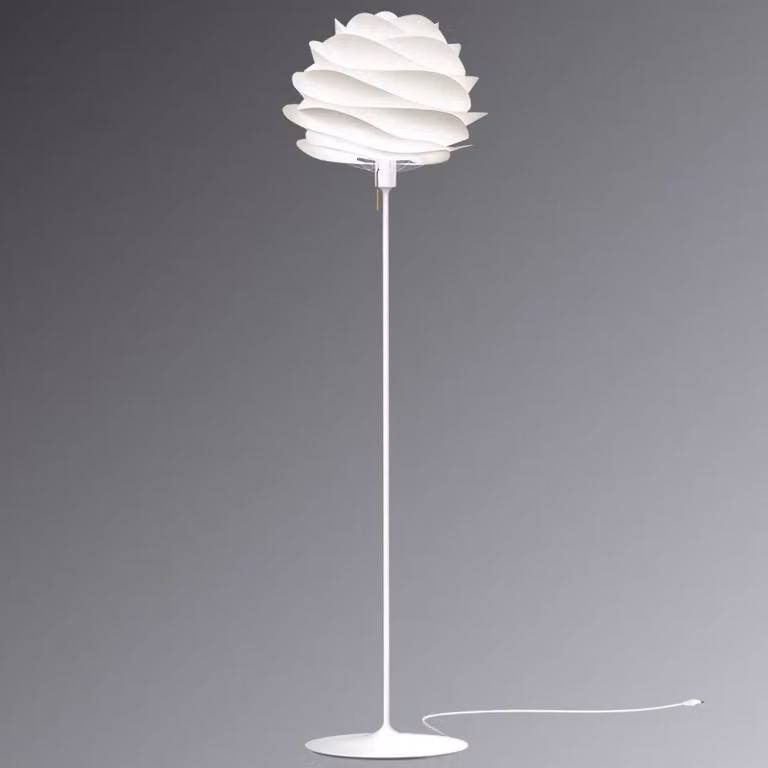 UMAGE Lampada da terra di design Carmina, Bianco / Opale, Soggiorno / Sala da pranzo, Alluminio, Design, Lampada da terra