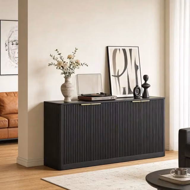 Credenza moderna MODFU con design astratto ondulato in MDF nero opaco, Larghezza: 150 cm