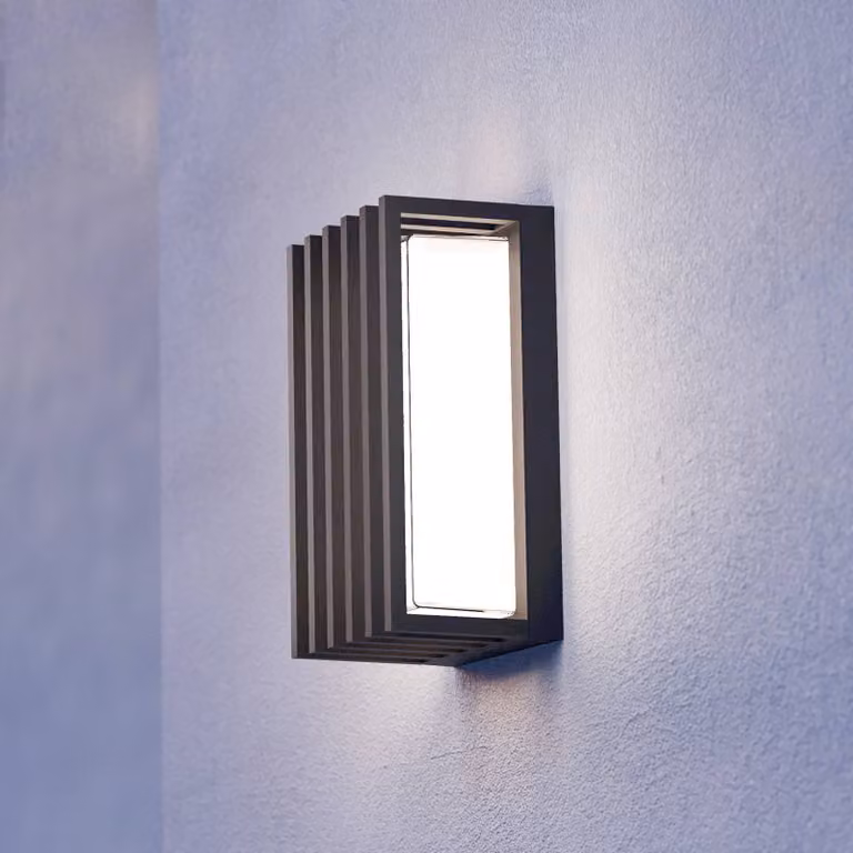 EGLO Applique da esterni LED Genovese, nera, altezza 24 cm, con sensore Genovese, Nero, Alluminio, Moderno, Applique da esterni