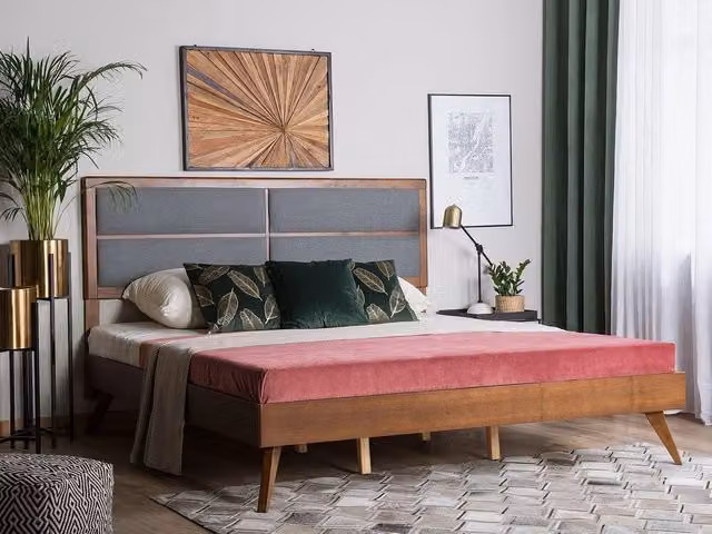 Letto Beliani moderno in legno di frassino e gomma con testiera imbottita in tessuto e rete a doghe arcuate L/P/H: 180 x 200 x 102 cm