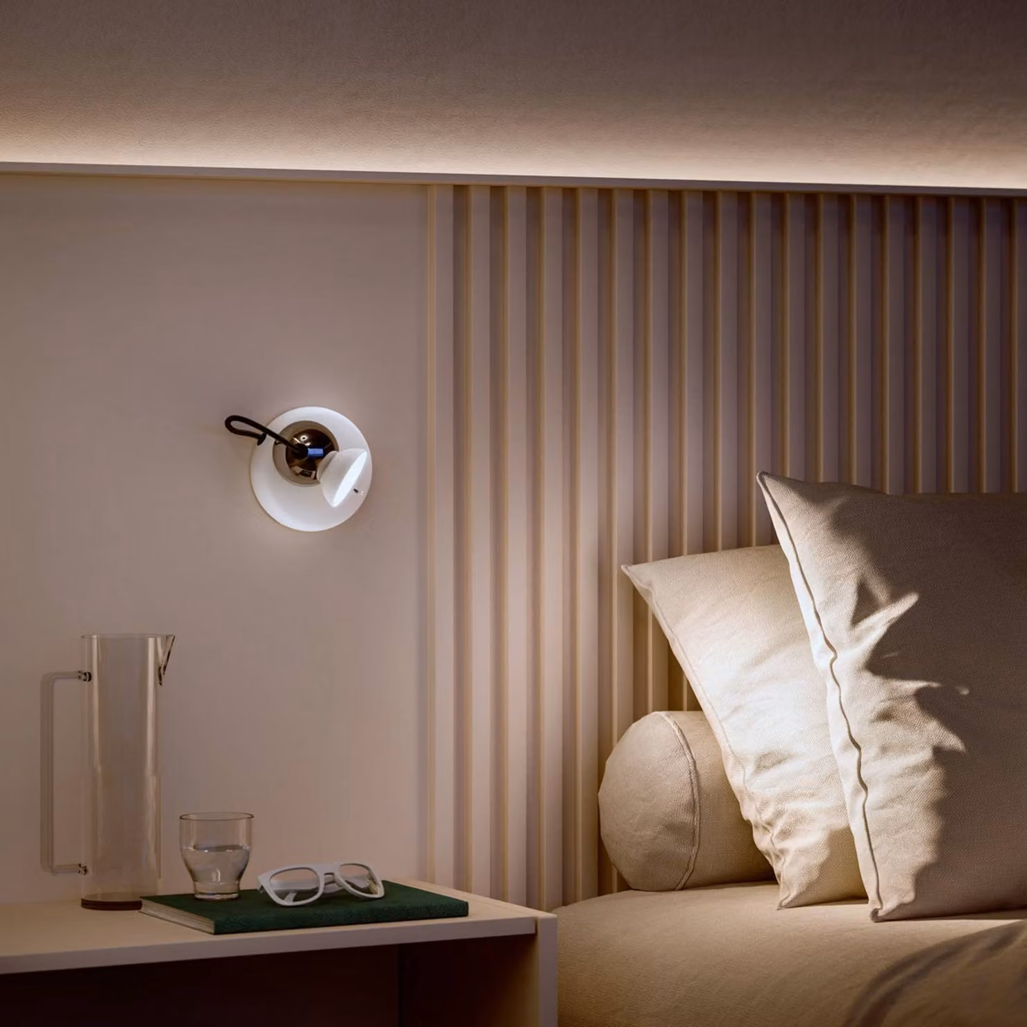 Linea Light Applique da parete a LED Duck, Bianco / Opale, Soggiorno / Sala da pranzo, Alluminio, Moderno, Applique a LED