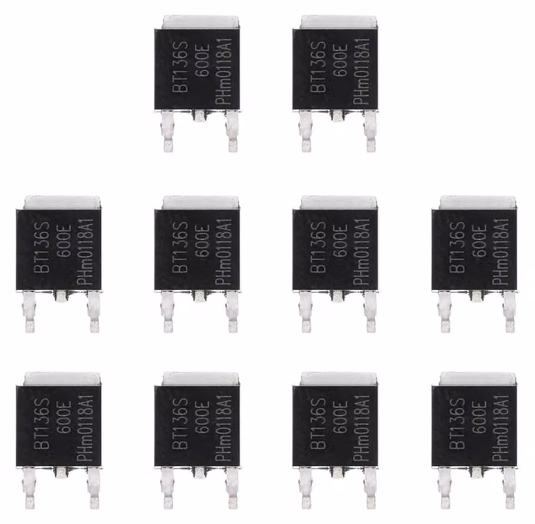 BT136S-600E, triac TO-252, 600V, 4A, confezione da 10 pezzi