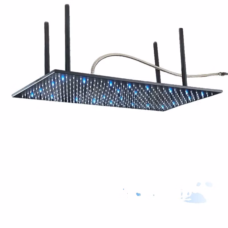 Grande rubinetto doccia a pioggia, stile contemporaneo, elemento luminoso a LED, LED nero A
